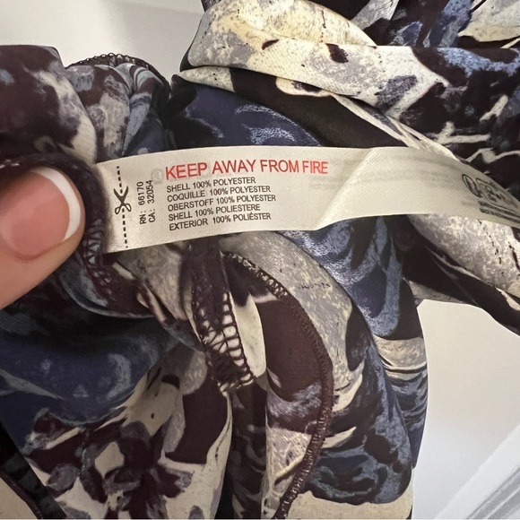 Free People Worth‎ The Wait Silky Floral Maxi Dress Dark Night Combo Size Medium - Picture 7 of 7